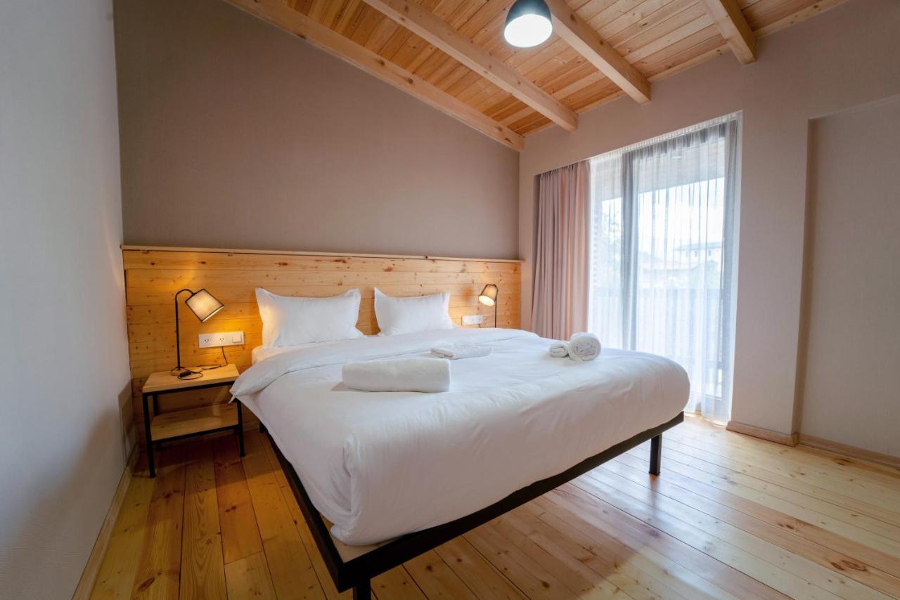 Hotel Lahili Местия Экстерьер фото