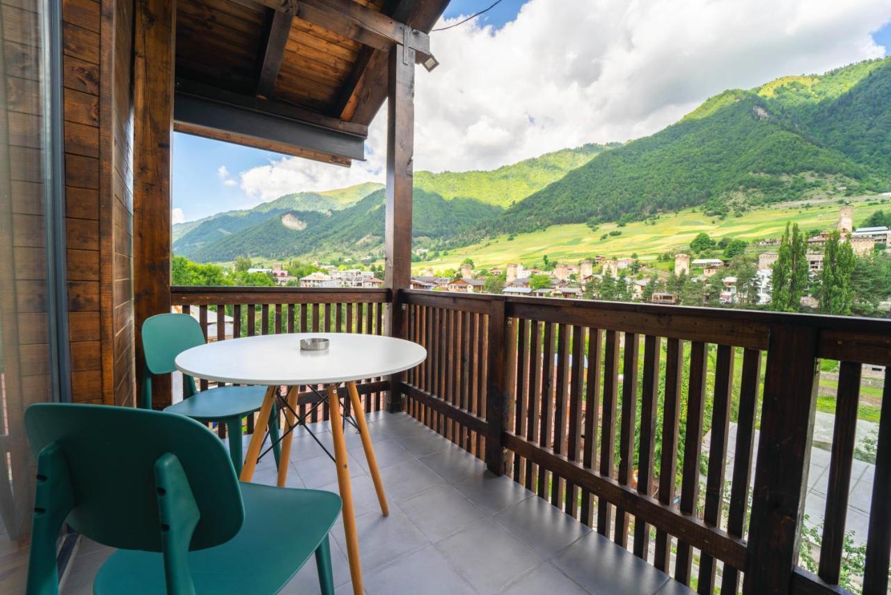 Hotel Lahili Местия Экстерьер фото